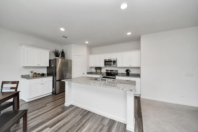 25360 Stoneham Creek Drive, Magnolia, TX 77355