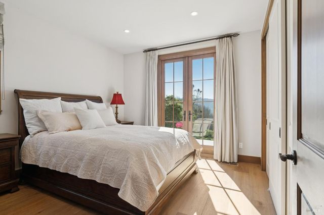 1044 Deer Park Rd, Deer Park, CA 94576