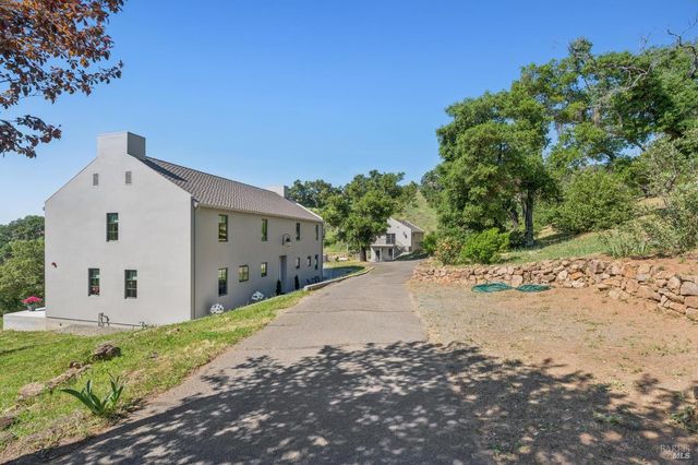 1044 Deer Park Rd, Deer Park, CA 94576