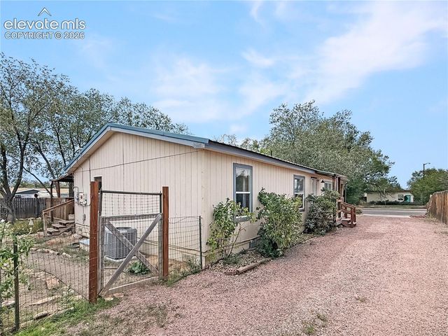 2620 Lowell Avenue, Pueblo, CO 81003