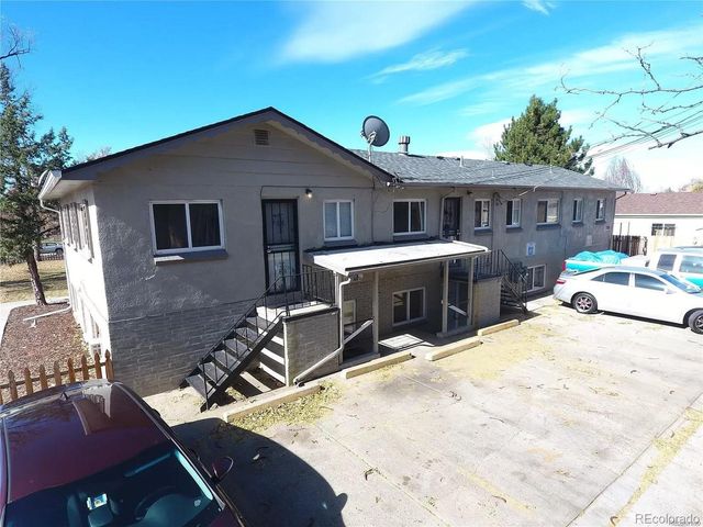 2000 Elmira st St, Aurora, CO 80010