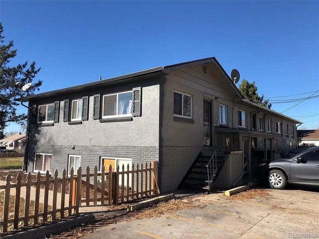 2000 Elmira st St, Aurora, CO 80010