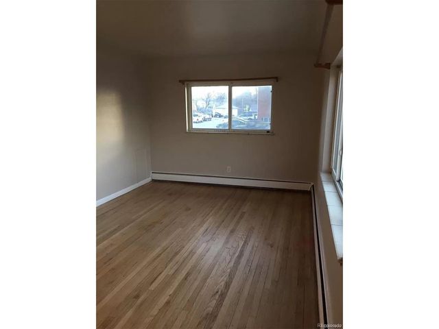 2000 Elmira st St, Aurora, CO 80010