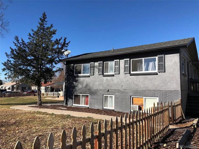 2000 Elmira st St, Aurora, CO 80010