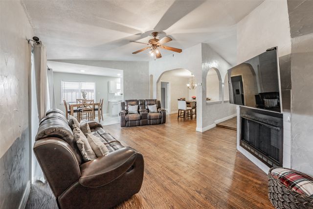 808 Intervale Drive, Garland, TX 75043