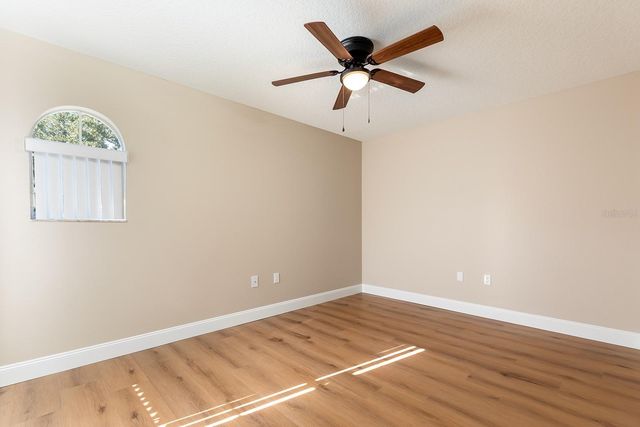 11021 VERSAILLES BOULEVARD, Clermont, FL 34711