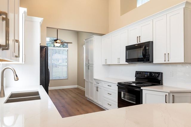 11021 VERSAILLES BOULEVARD, Clermont, FL 34711