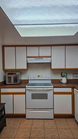 400 18th Street D, Vero Beach, FL 32960