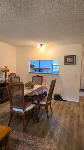 400 18th Street D, Vero Beach, FL 32960