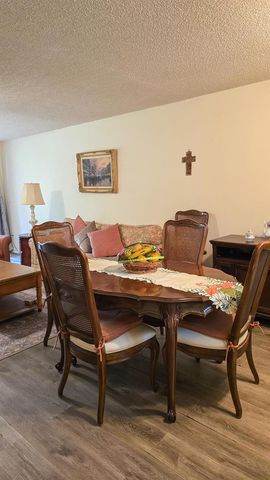 400 18th Street D, Vero Beach, FL 32960