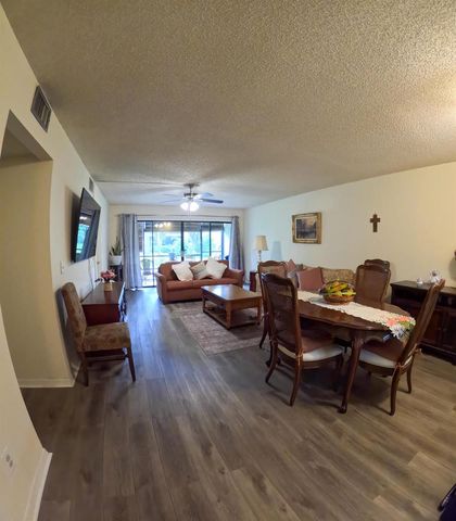 400 18th Street D, Vero Beach, FL 32960
