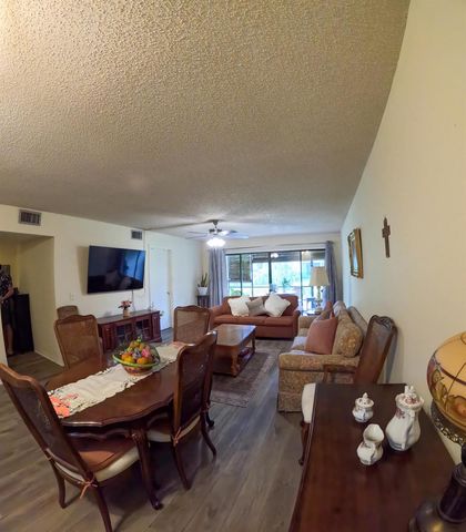 400 18th Street D, Vero Beach, FL 32960