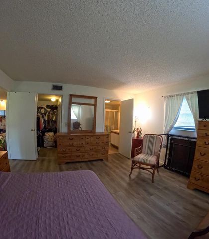 400 18th Street D, Vero Beach, FL 32960