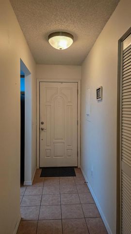 400 18th Street D, Vero Beach, FL 32960