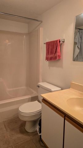 400 18th Street D, Vero Beach, FL 32960