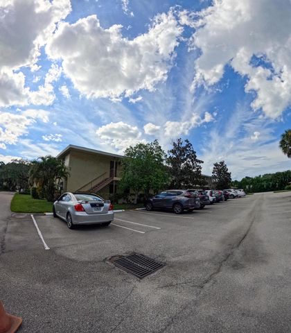 400 18th Street D, Vero Beach, FL 32960