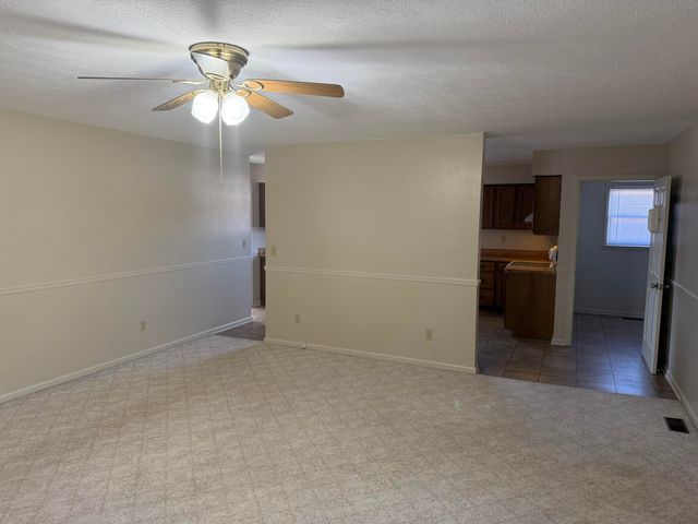 200 Sherry May ST, Covington, VA 24426