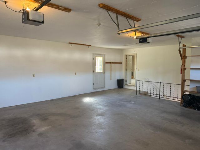 200 Sherry May ST, Covington, VA 24426