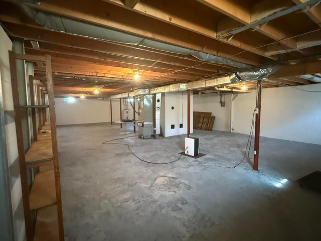 200 Sherry May ST, Covington, VA 24426