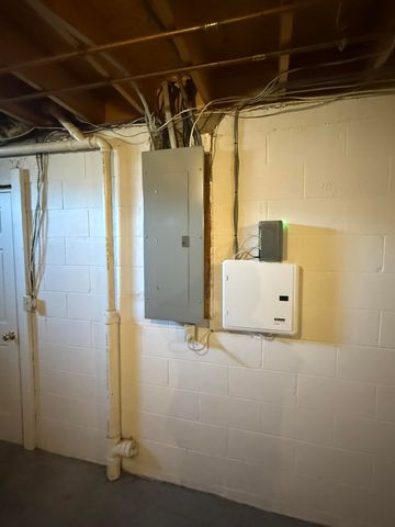 200 Sherry May ST, Covington, VA 24426