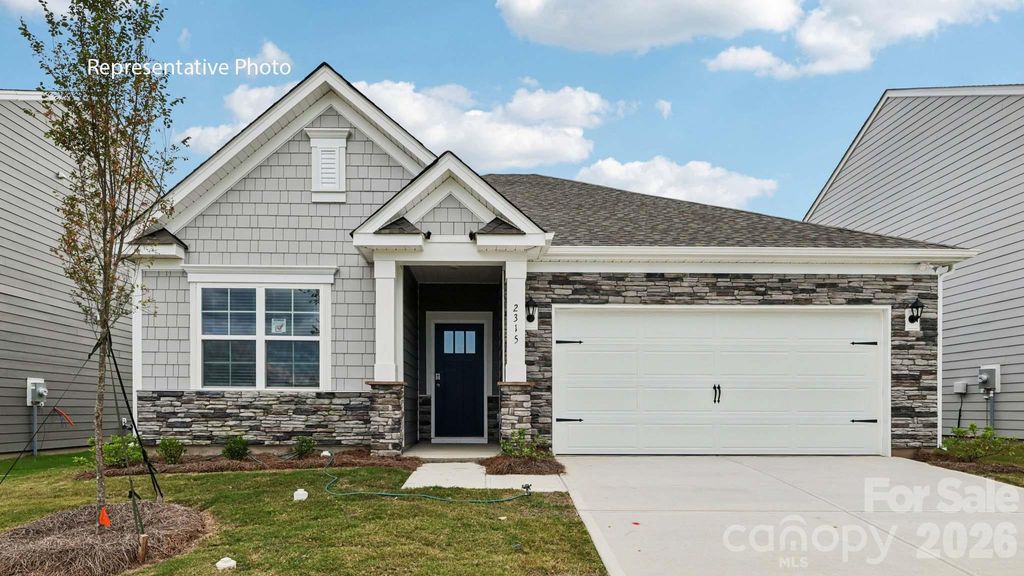 169 Maple Valley Street, Statesville, NC 28677