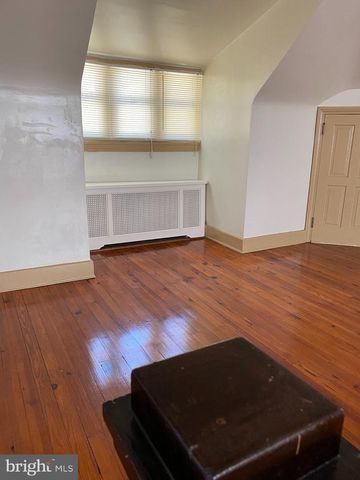 1367 PERKIOMEN AVE, Reading, PA 19602