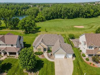 10540 Pinnacle Way, Woodbury, MN 55129