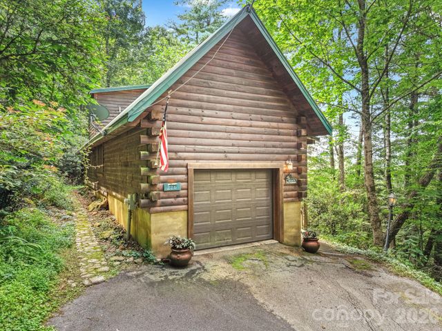 226 Signal Ridge 63, Sylva, NC 28779