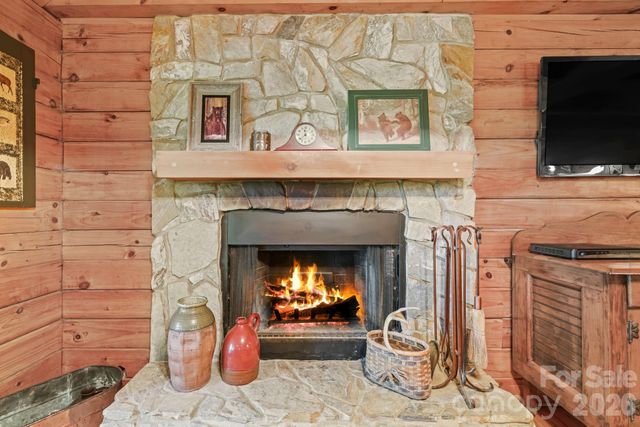226 Signal Ridge 63, Sylva, NC 28779