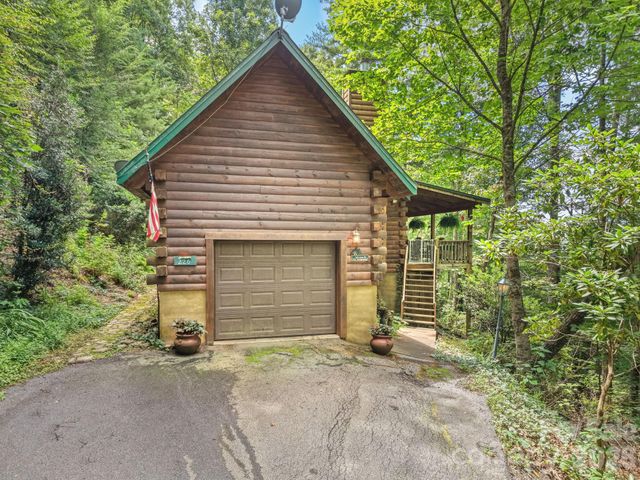 226 Signal Ridge 63, Sylva, NC 28779
