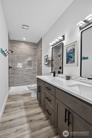 793 Island Circle SE, Ocean Shores, WA 98569