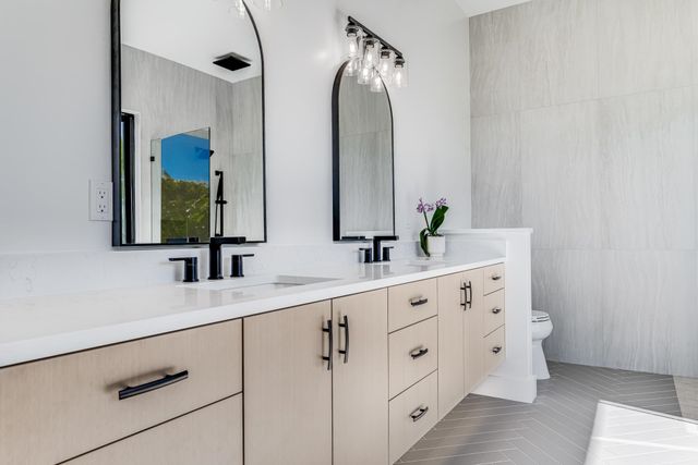 837 Anapuni Loop, Lahaina, HI 96761