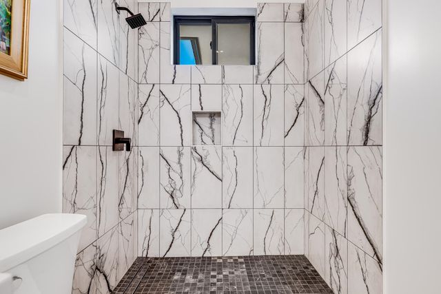 837 Anapuni Loop, Lahaina, HI 96761