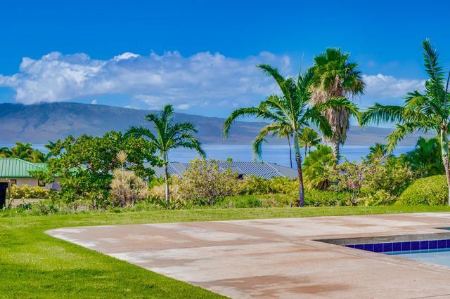837 Anapuni Loop, Lahaina, HI 96761