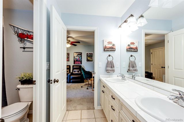 907 Greenridge Lane, Castle Pines, CO 80108