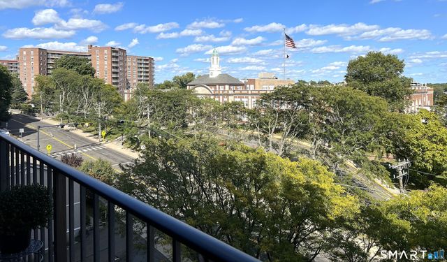 44 Strawberry Hill Avenue 7D, Stamford, CT 06902