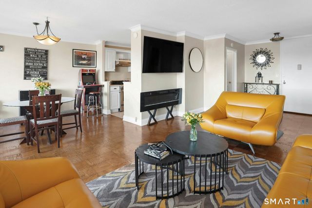 44 Strawberry Hill Avenue 7D, Stamford, CT 06902