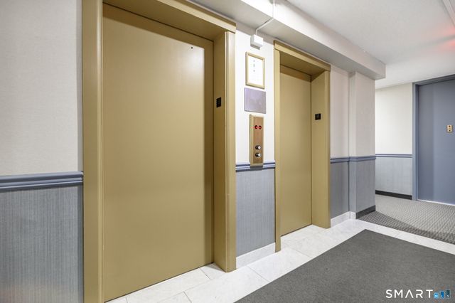 44 Strawberry Hill Avenue 7D, Stamford, CT 06902