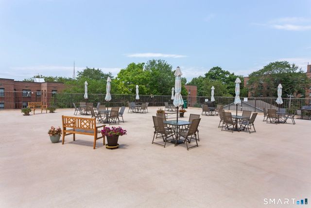 44 Strawberry Hill Avenue 7D, Stamford, CT 06902
