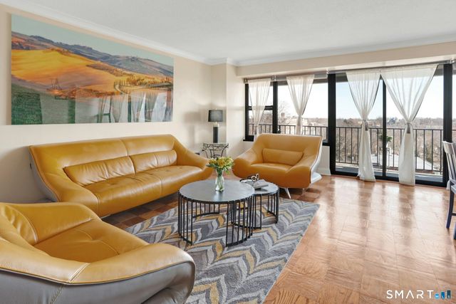 44 Strawberry Hill Avenue 7D, Stamford, CT 06902