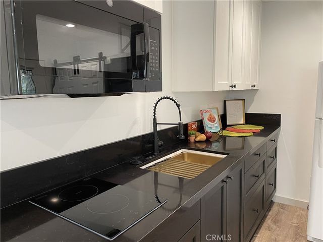 8532 Washington, Midway City, CA 92655