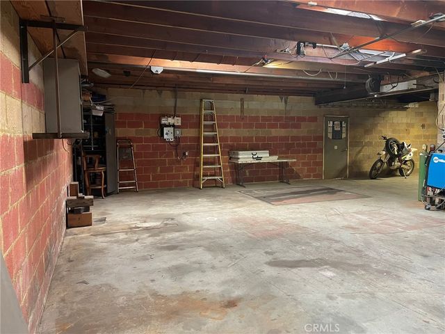 8532 Washington, Midway City, CA 92655