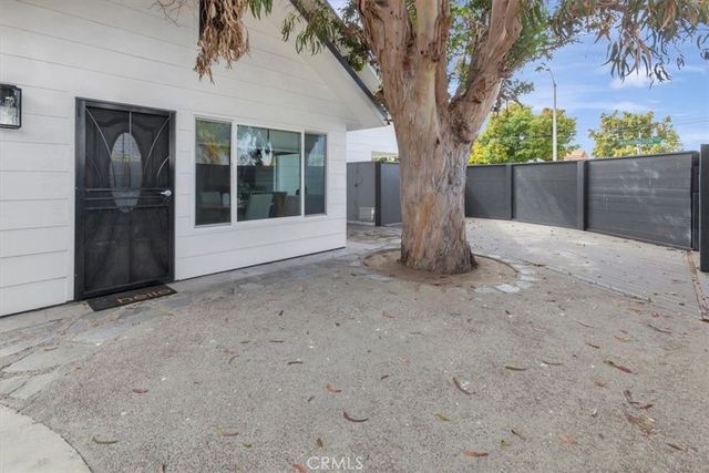 8532 Washington, Midway City, CA 92655