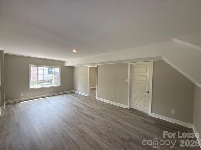 7124 Starvalley Drive, Charlotte, NC 28210