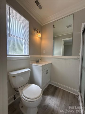 7124 Starvalley Drive, Charlotte, NC 28210