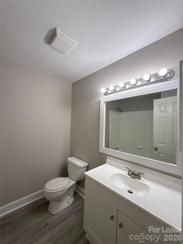 7124 Starvalley Drive, Charlotte, NC 28210