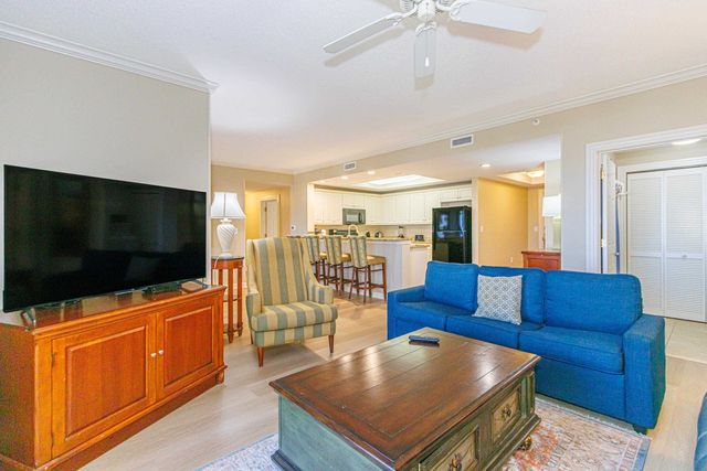 9994 Beach Club Dr Apt 805, Myrtle Beach, SC 29572