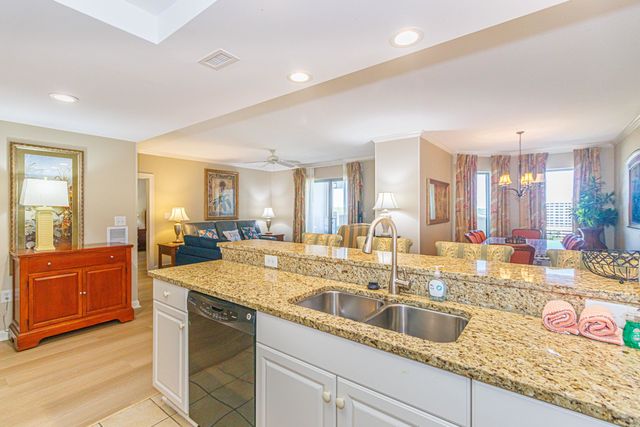 9994 Beach Club Dr Apt 805, Myrtle Beach, SC 29572