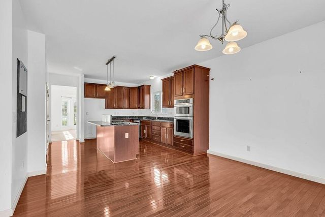 6146 Ravenhill Road, Hilliard, OH 43026