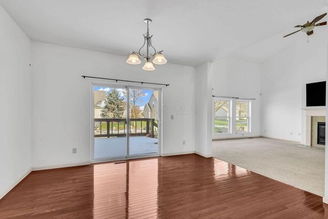 6146 Ravenhill Road, Hilliard, OH 43026